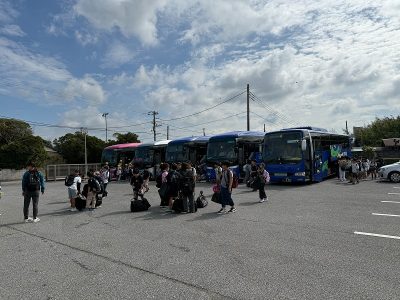 ５年生　大貫海浜学園に到着