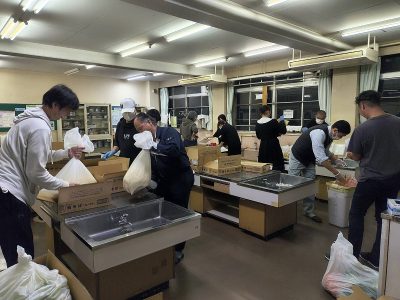 前日　安行小まつり準備が始まりました。