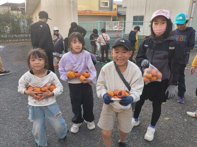 安行小の秋を食べよう　　エコクラブ　１１月１６日（日）