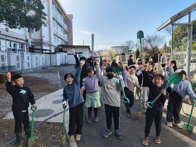 アカガエルを育てよう１月３１日（土）　池、ミニ田んぼ、ビオトープの手入れ（エコクラブ）