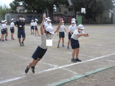 5年生　体育　走り幅跳び