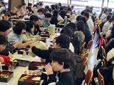 6年生　修学旅行　冨士屋昼食