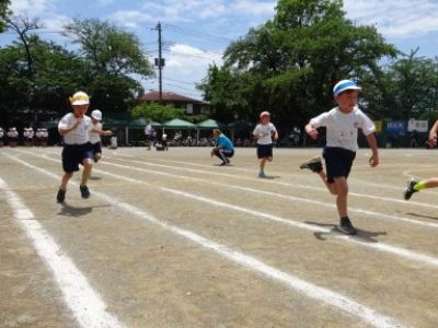 【速報】　運動会　２年生　走れ！スーパーランナー（５０M走）