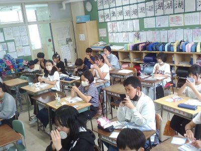 ６月９日（月）６年生「全国小学生歯みがき大会」