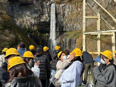6年生 日光 華厳の滝